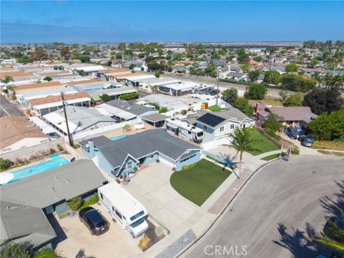 16281  Saratoga Lane  , Huntington Beach, CA