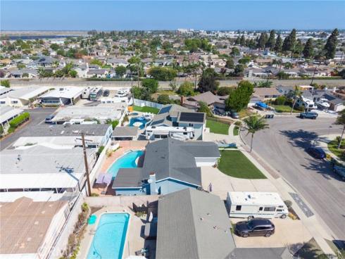 16281  Saratoga Lane  , Huntington Beach, CA