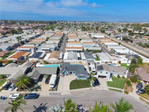 16281  Saratoga Lane  , Huntington Beach, CA