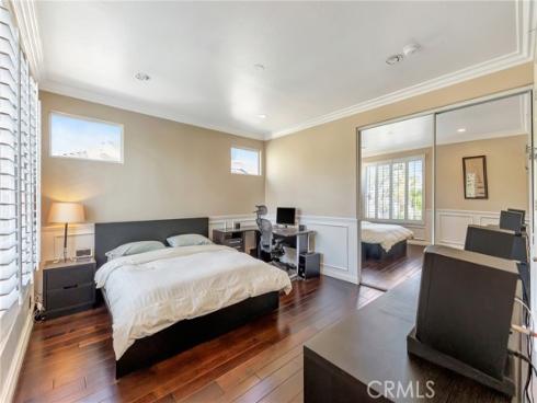 6831 Turf Drive, Huntington Beach, CA