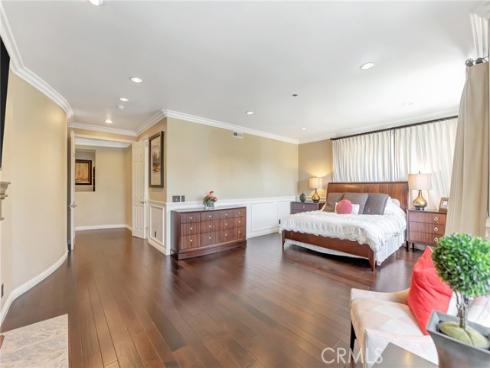 6831 Turf Drive, Huntington Beach, CA
