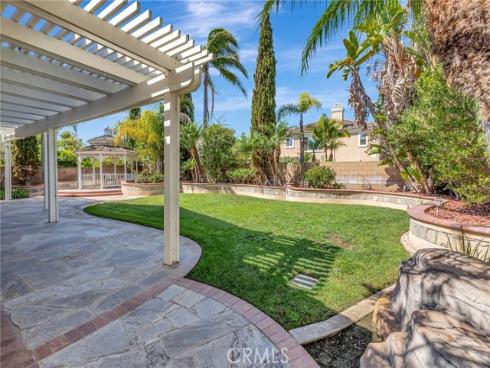6831 Turf Drive, Huntington Beach, CA