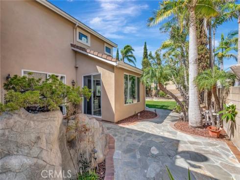 6831 Turf Drive, Huntington Beach, CA