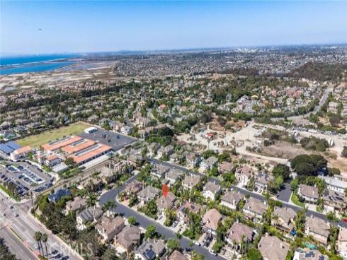 6831 Turf Drive, Huntington Beach, CA