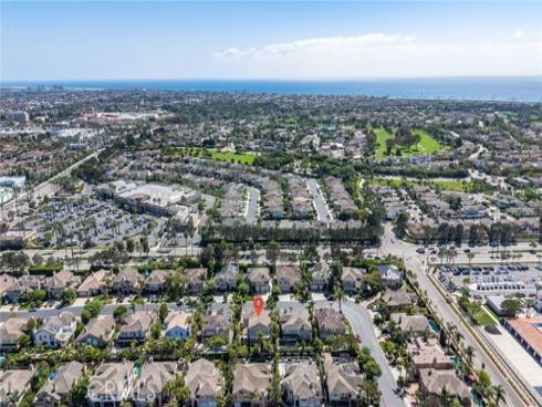 6831 Turf Drive, Huntington Beach, CA