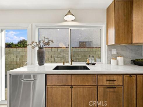21142  Brookhurst   Street, Huntington Beach, CA