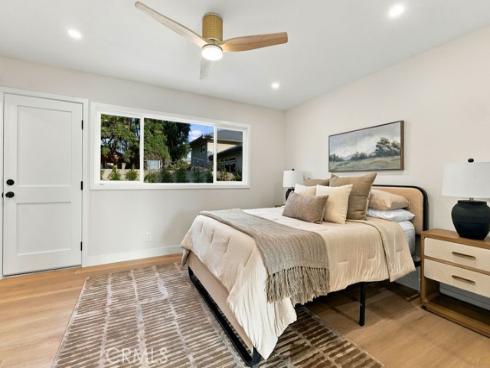 21142  Brookhurst   Street, Huntington Beach, CA