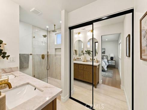21142  Brookhurst   Street, Huntington Beach, CA