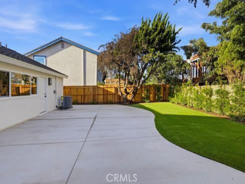 21142  Brookhurst   Street, Huntington Beach, CA