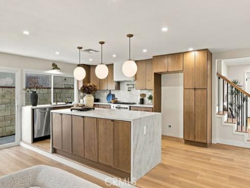 21142  Brookhurst   Street, Huntington Beach, CA