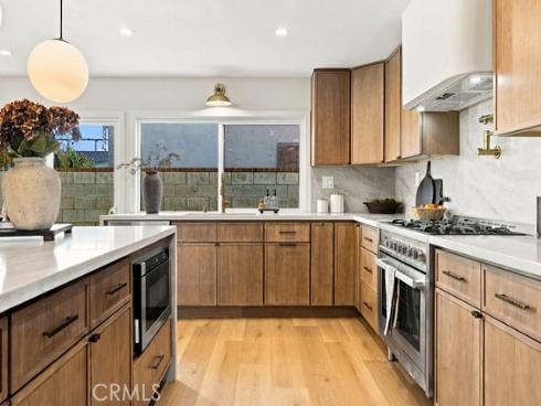 21142  Brookhurst   Street, Huntington Beach, CA