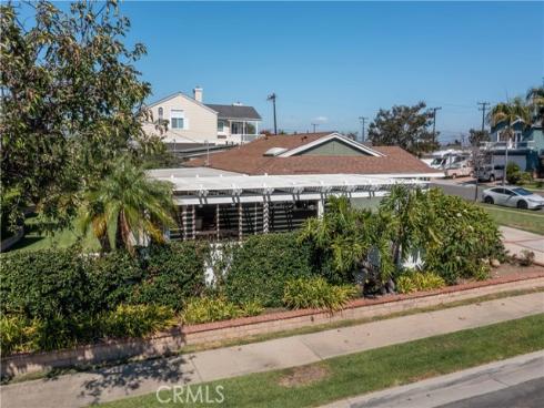 19271  Harding   Lane, Huntington Beach, CA