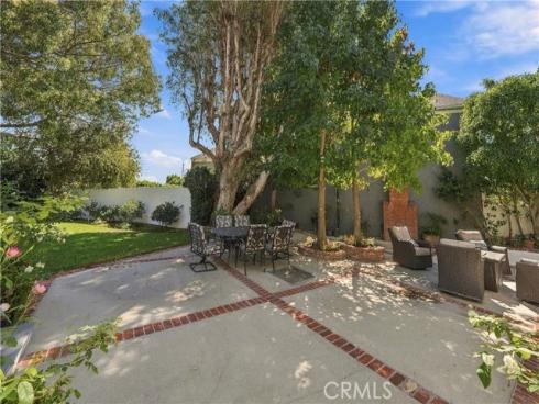 16261 Santa Barbara Lane, Huntington Beach, CA