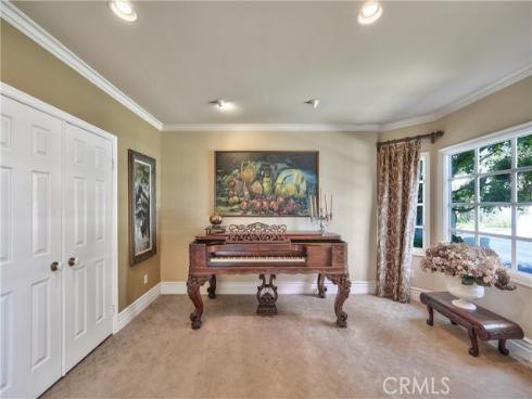 16261 Santa Barbara Lane, Huntington Beach, CA