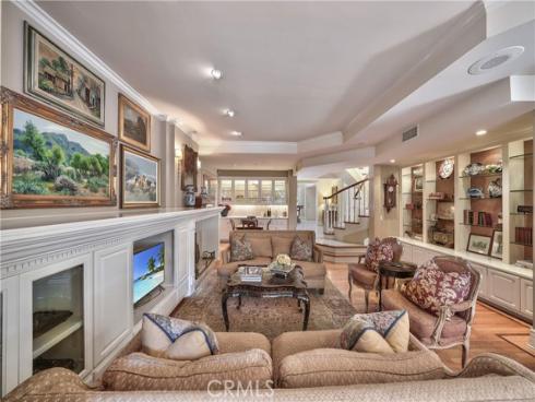 16261 Santa Barbara Lane, Huntington Beach, CA
