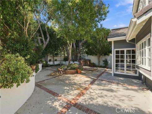 16261 Santa Barbara Lane, Huntington Beach, CA
