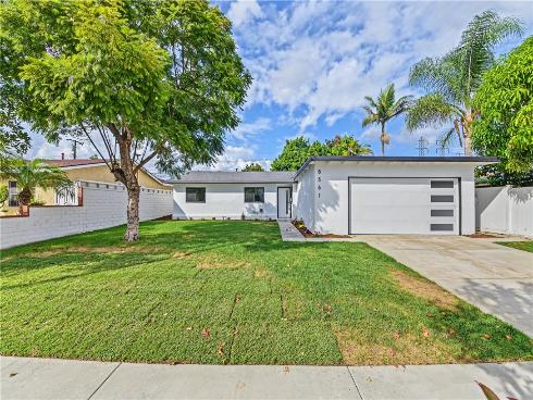 8561 Donald Circle , Huntington Beach, CA