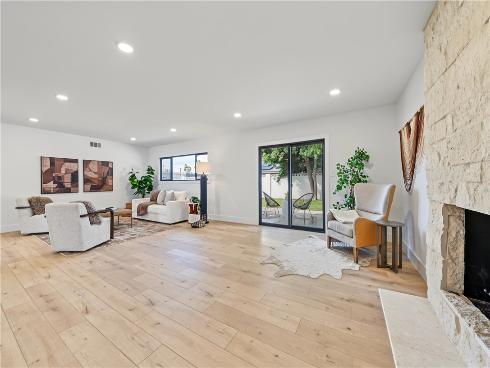 8561 Donald Circle , Huntington Beach, CA