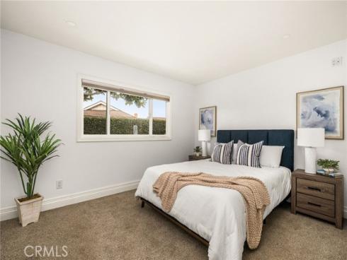 17751 Lewis , Huntington Beach, CA
