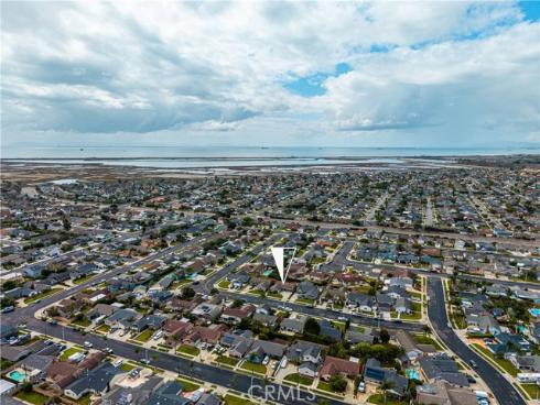 17751 Lewis , Huntington Beach, CA