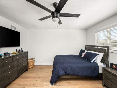 19321 Weymouth , Huntington Beach, CA