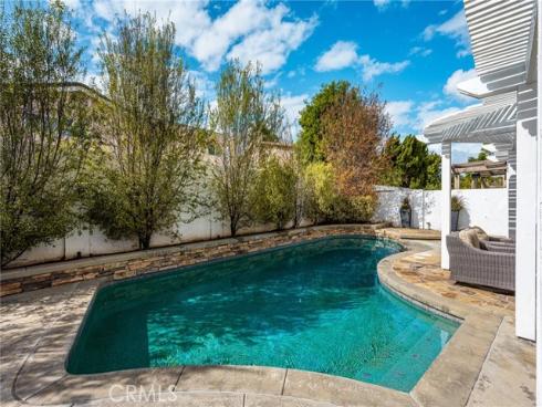 19321 Weymouth , Huntington Beach, CA
