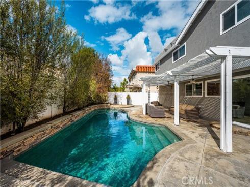 19321 Weymouth , Huntington Beach, CA