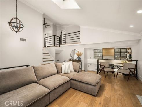 19321 Weymouth , Huntington Beach, CA