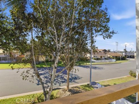 1208 California Street, Huntington Beach, CA