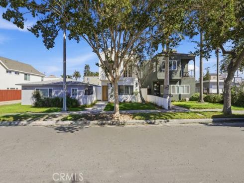 1208 California Street, Huntington Beach, CA