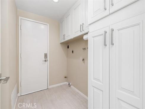 15581 Wild Plum Circle, Huntington Beach, CA