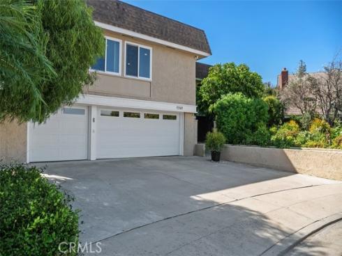 15581 Wild Plum Circle, Huntington Beach, CA