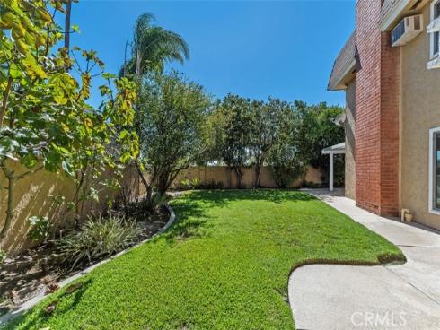 15581 Wild Plum Circle, Huntington Beach, CA