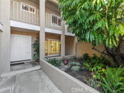 15581 Wild Plum Circle, Huntington Beach, CA