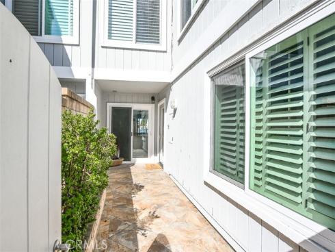 16125  Saint Croix   Circle, Huntington Beach, CA