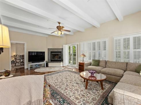 18732 Jockey Circle , Huntington Beach, CA