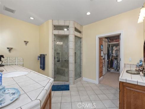 18732 Jockey Circle , Huntington Beach, CA