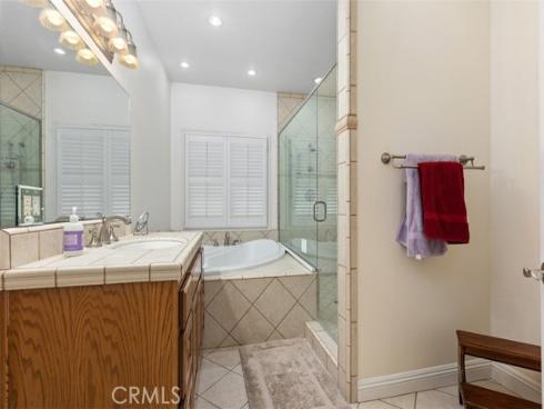 18732 Jockey Circle , Huntington Beach, CA