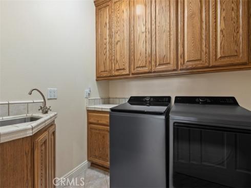 18732 Jockey Circle , Huntington Beach, CA