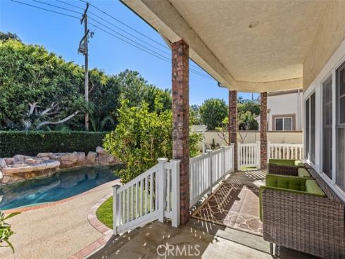 18732 Jockey Circle , Huntington Beach, CA