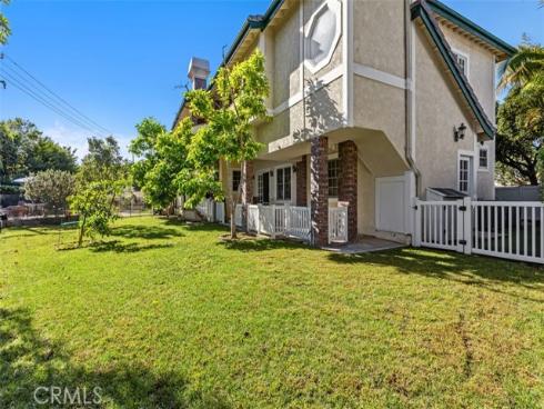 18732 Jockey Circle , Huntington Beach, CA