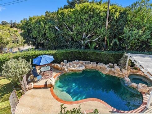 18732 Jockey Circle , Huntington Beach, CA