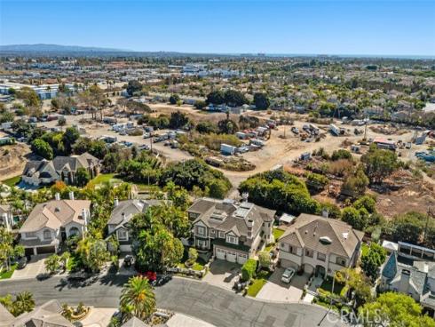18732 Jockey Circle , Huntington Beach, CA