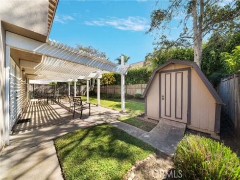 8452 Compton , Huntington Beach, CA