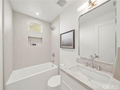 20852  Farnsworth   Lane, Huntington Beach, CA