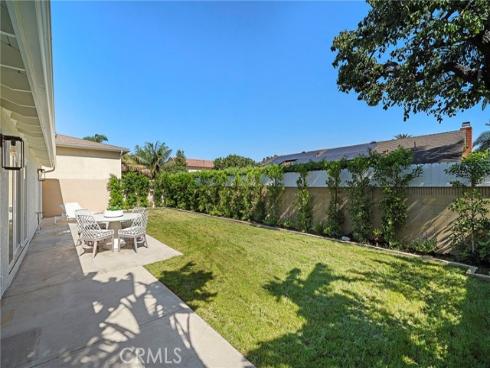 20852  Farnsworth   Lane, Huntington Beach, CA
