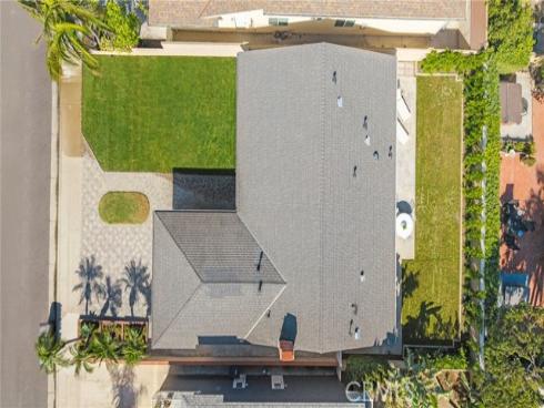 20852  Farnsworth   Lane, Huntington Beach, CA