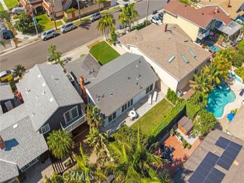 20852  Farnsworth   Lane, Huntington Beach, CA