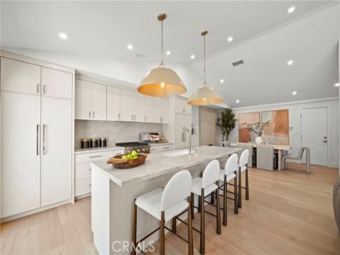 20852  Farnsworth   Lane, Huntington Beach, CA