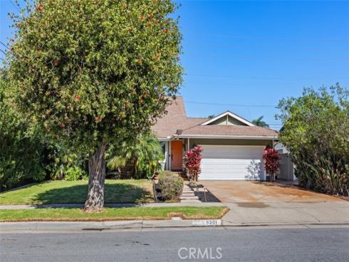 9301  Neolani  , Huntington Beach, CA